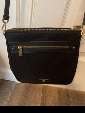 Michael Kors Jet Set Large Nylon Crossbody Bag (Black)